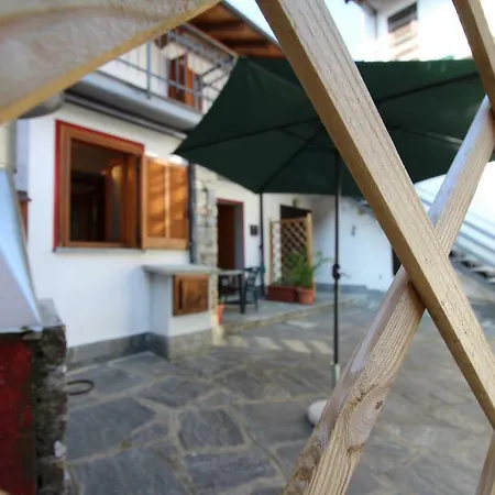 Il Castello Holiday home Nebbiuno